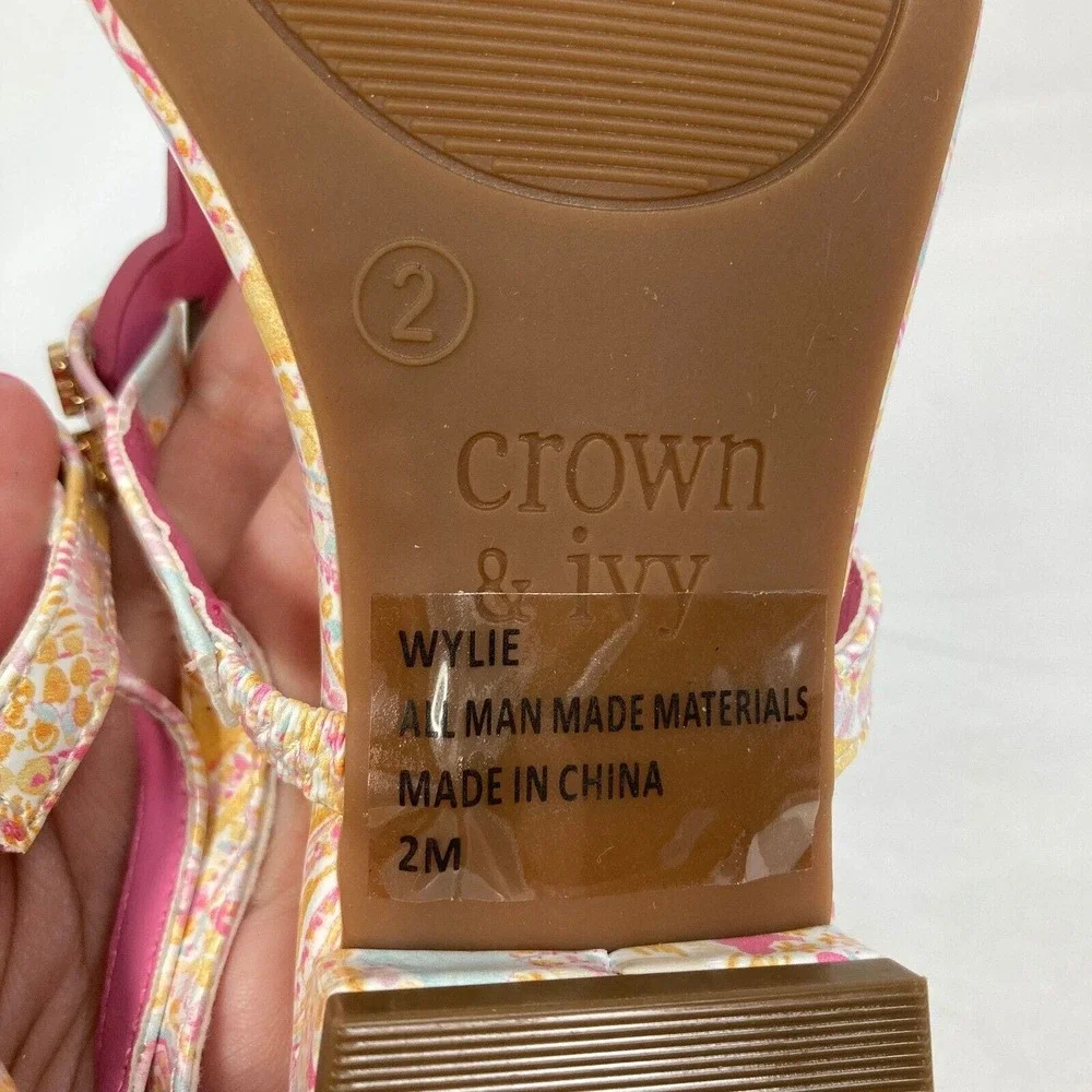 Crown & Ivy Sandals‎ Girls Sz 2 Wylie Pink Yellow Paisley Thong NEW